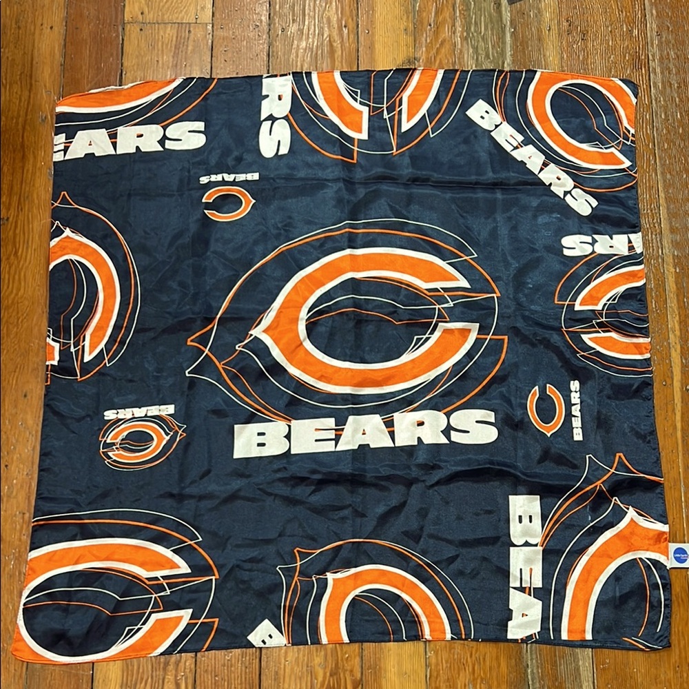 Chicago Bears Navy and Orange polyester 36” square Scarf